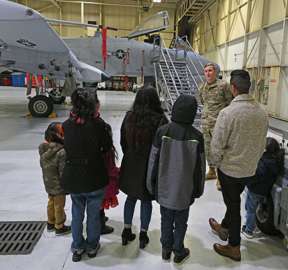 Maryland Air National Guard gives back to community during the holidays
