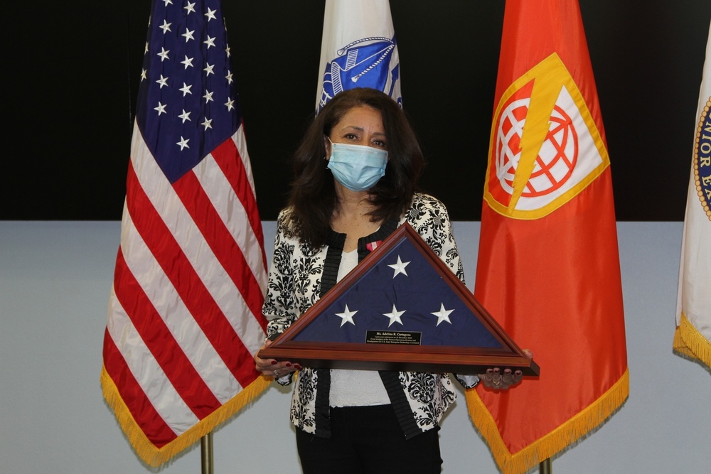 Adelina Cartagena, Receives American flag