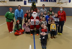 Santa to the Villages 2022: Port Lions [Image 11 of 23]