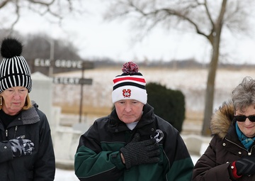 Wreaths Across America ceremony honors veterans and first responders at local cemetery
