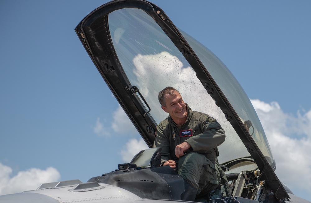 Eglin CCs farewell flight