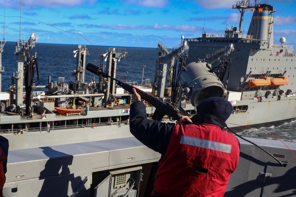 13th MEU Resupply at Sea