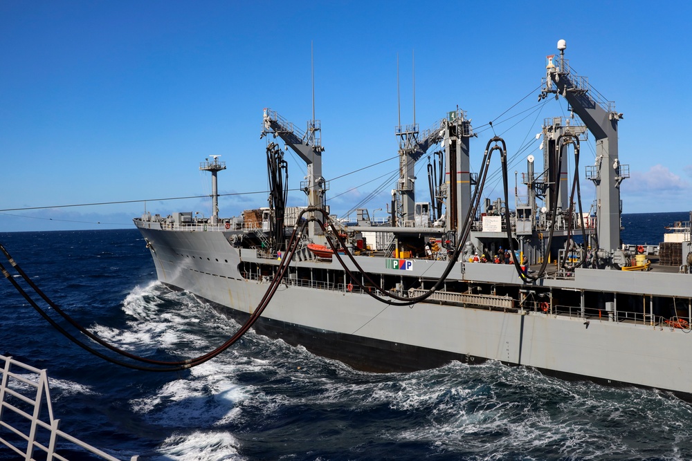 13th MEU Resupply at Sea