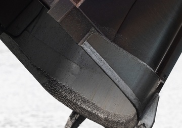 Closeup of Clamshell Dredge Teeth