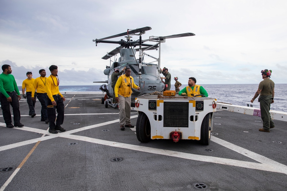 USS Anchorage Towing Operations