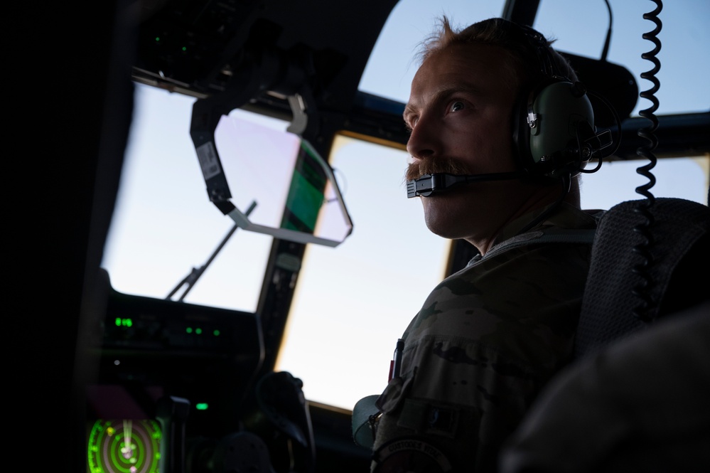 26th ERQS conducts aerial refueling training