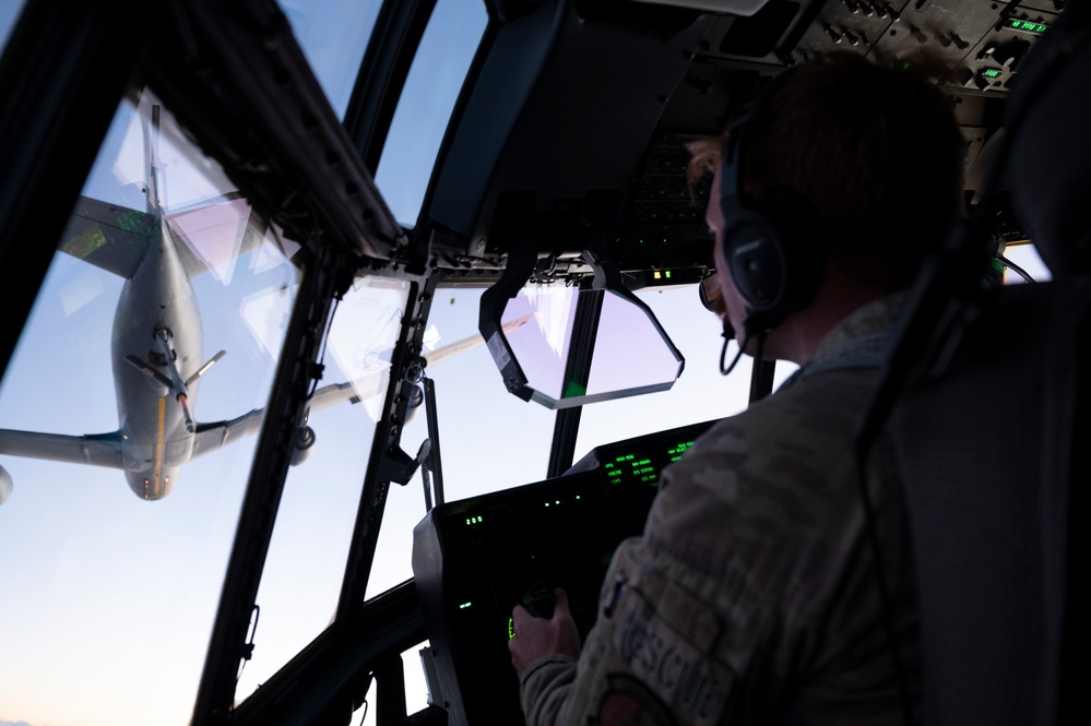 26th ERQS conducts aerial refueling training