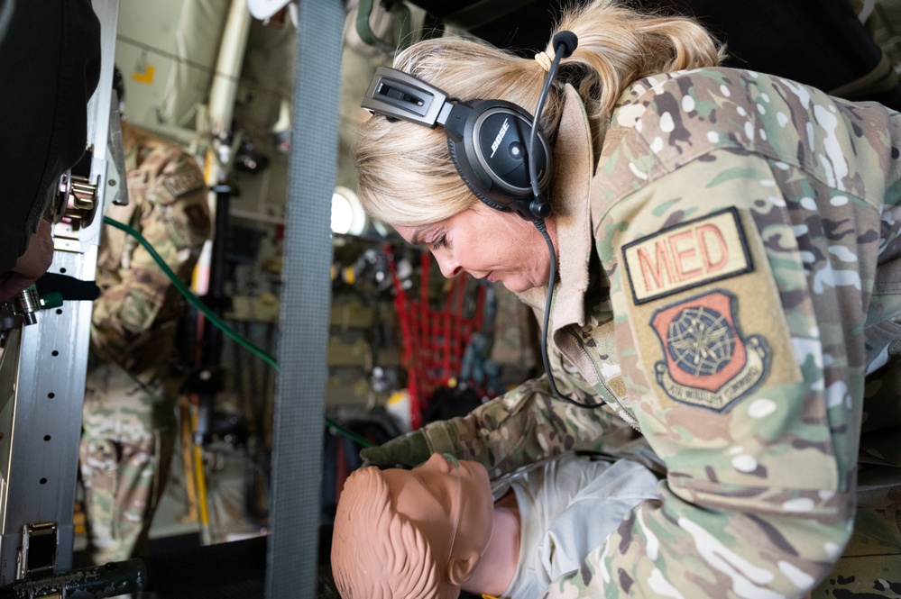 167th Aeromedical Evacuation Squadron In-flight training