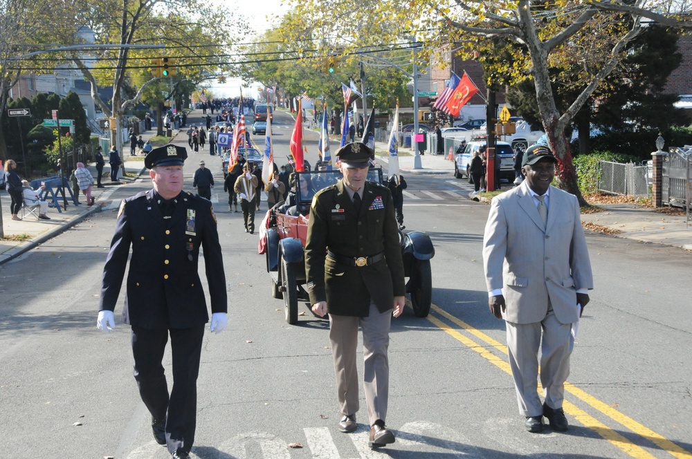 Army Reserve senior leader celebrates veterans in The Bronx