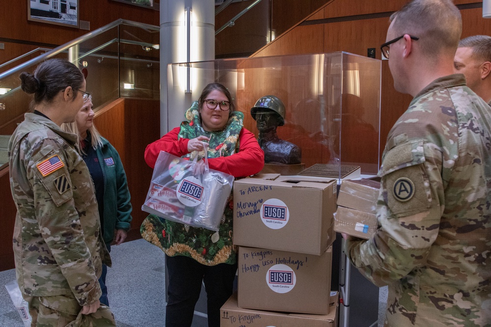 USO South Carolina Columbia donates Christmas gifts to USARCENT and USAFCENT service and staff members