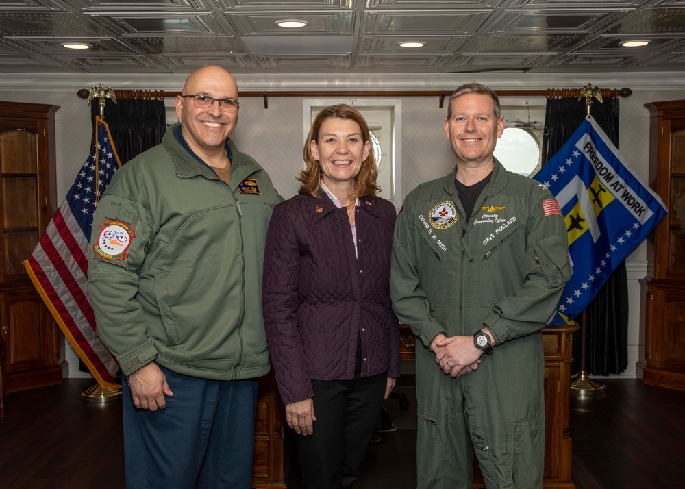 USS George H.W. Bush (CVN 77) Distinguished Visitors