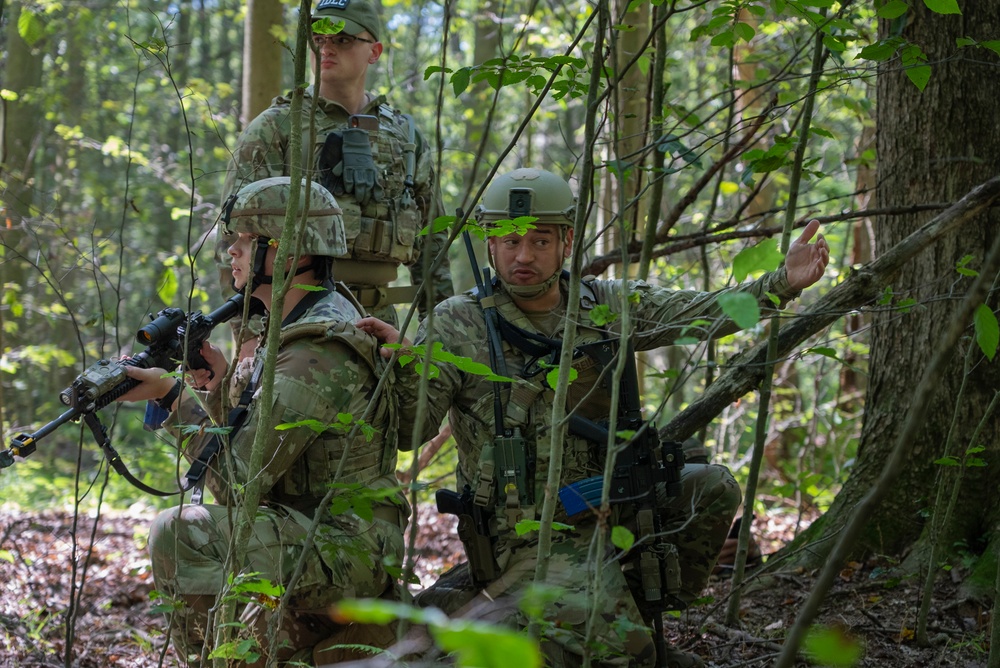 919th SOSFS participate in Integrated Defense Leadership Course