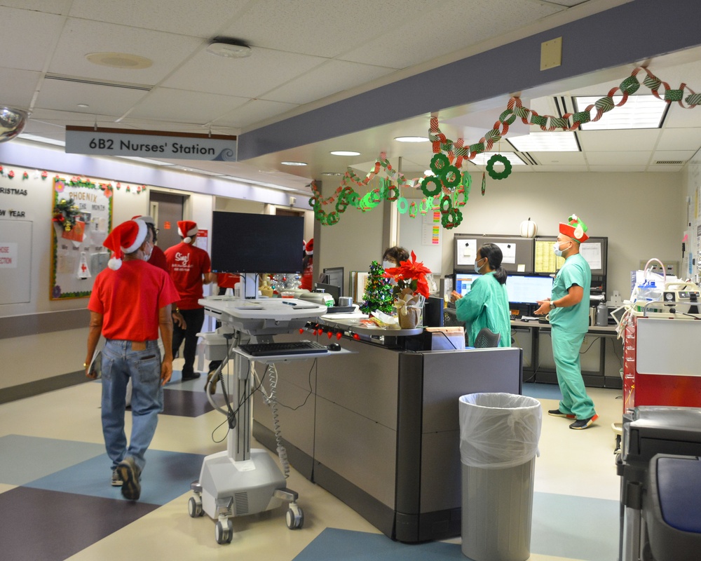 Christmas Carolers visit Tripler Army Medical Center