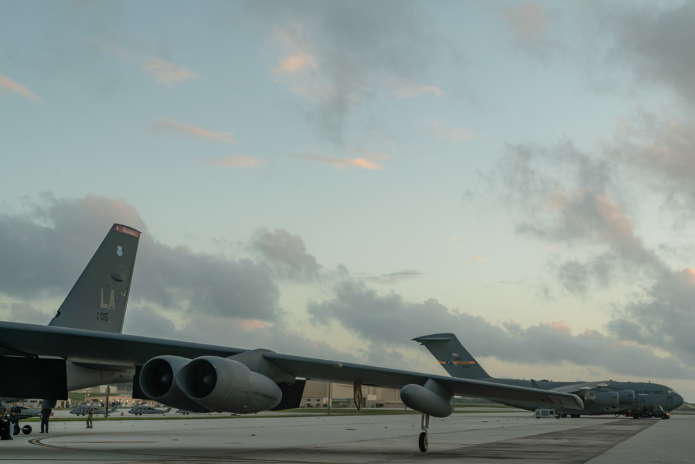 15th Airlift Squadron integrates with B-52s for ACE mission in Guam