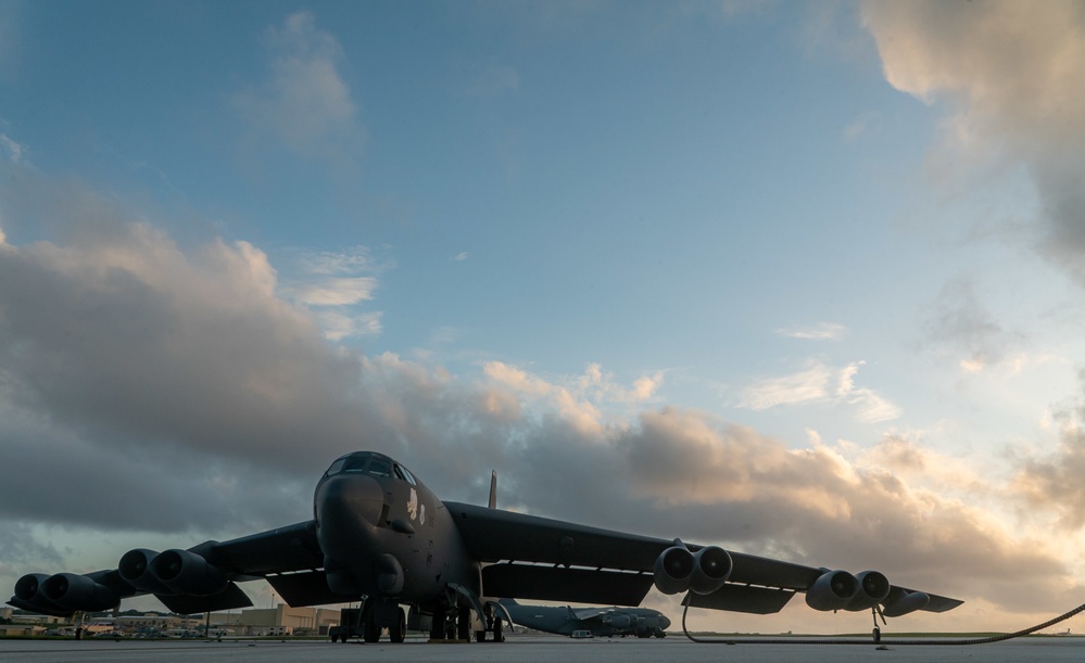 15th Airlift Squadron integrates with B-52s for ACE mission in Guam