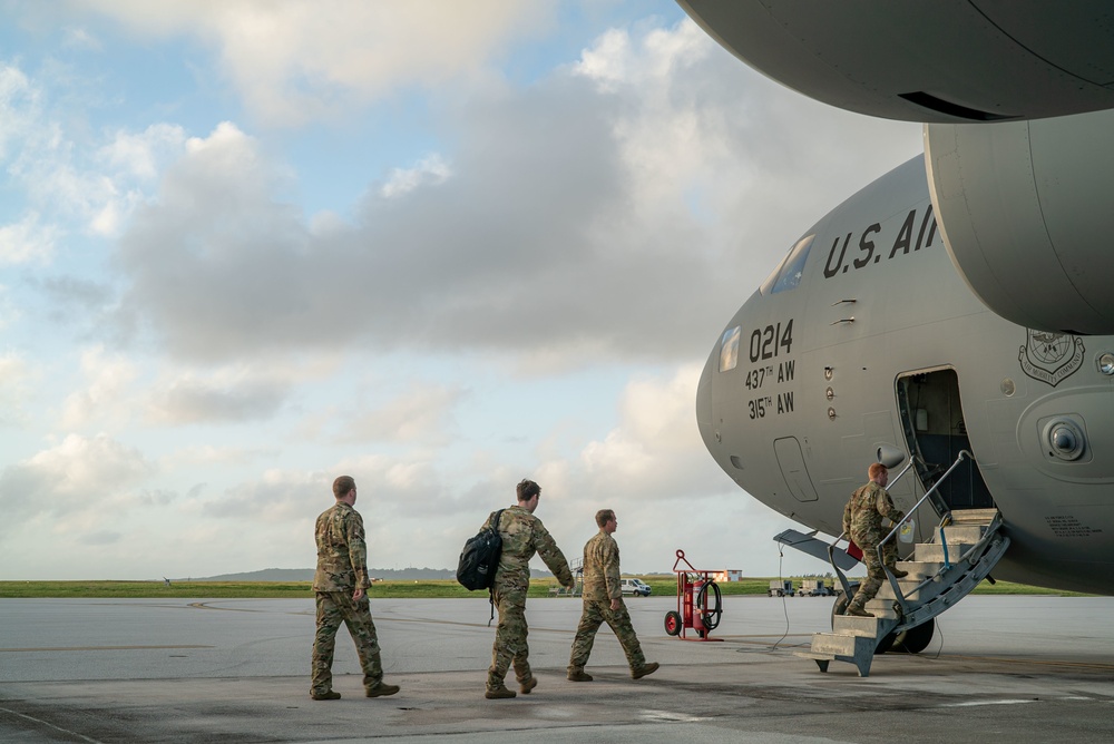 15th Airlift Squadron integrates with B-52s for ACE mission in Guam