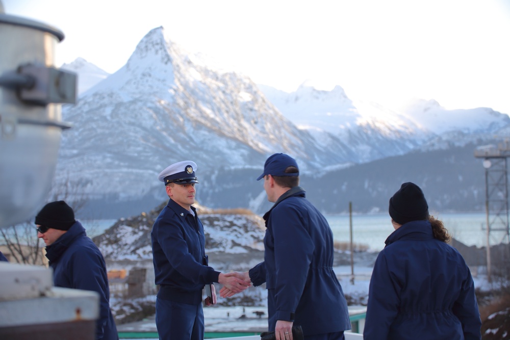 Petty Officer Second Class Andrew Gerber receives advancement