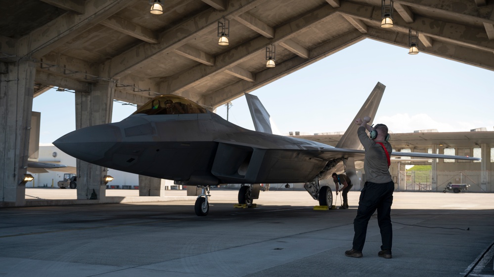 Raptors depart the 18th Wing in support of IRON SHADOW