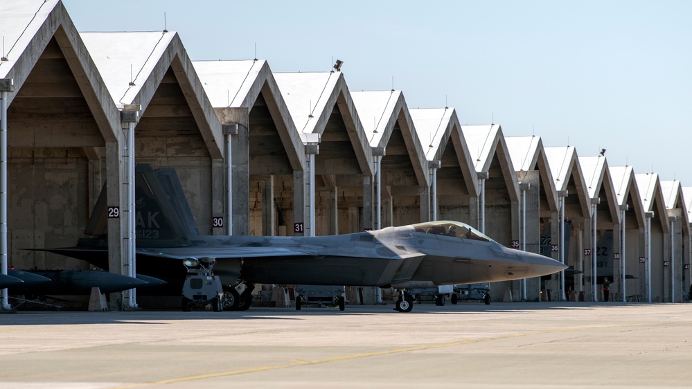 Raptors depart the 18th Wing in support of IRON SHADOW