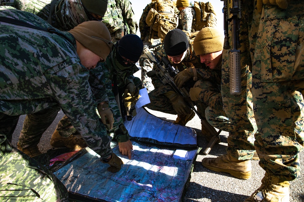 KMEP 23.1: U.S. Marines and Republic of Korea Marines conduct a Land Navigation Course