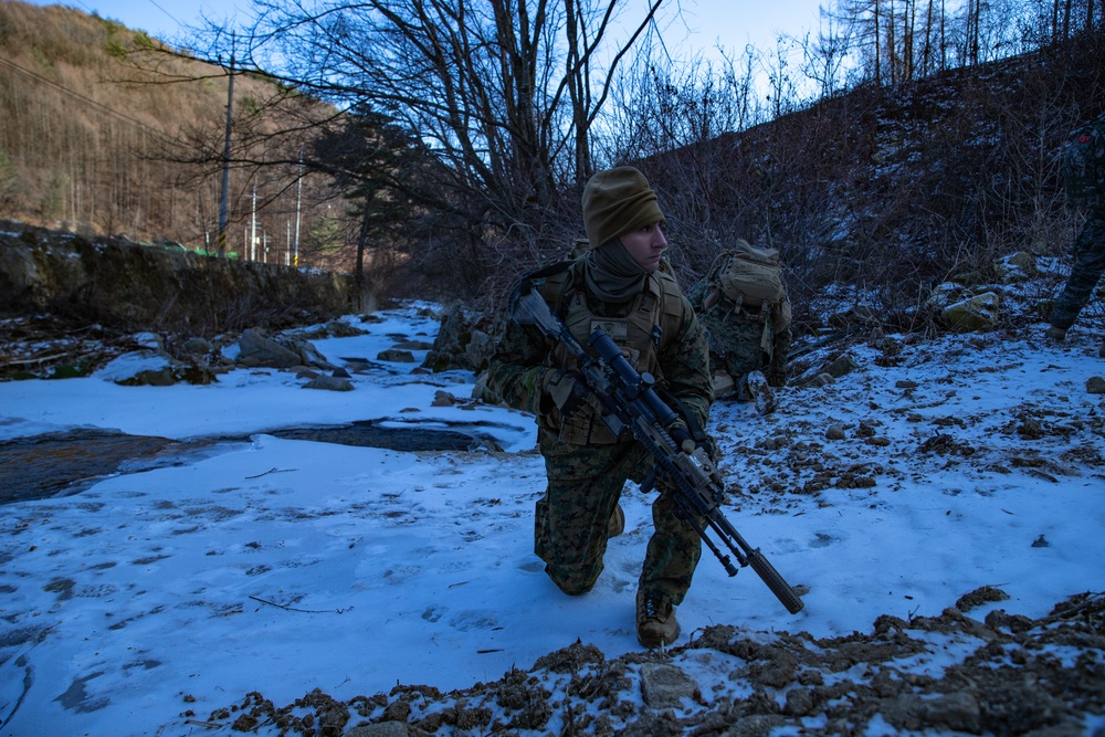 KMEP 23.1: U.S. Marines and Republic of Korea Marines conduct a Land Navigation Course