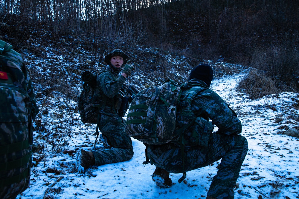 KMEP 23.1: U.S. Marines and Republic of Korea Marines conduct a Land Navigation Course