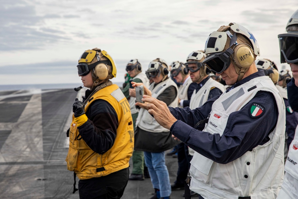 USS George H.W. Bush (CVN 77) Distinguished Visitors