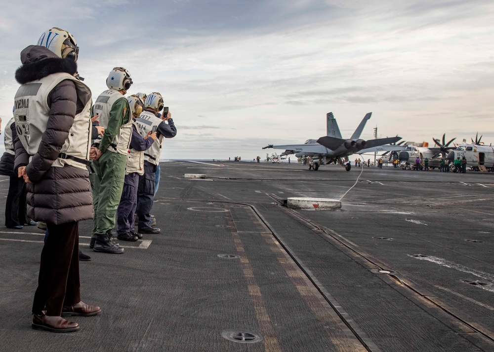 USS George H.W. Bush (CVN 77) Distinguished Visitors