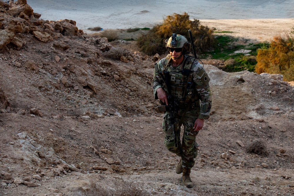 Alpha Company, 1st Battalion, 125th Infantry Regiment, 37th Infantry Brigade Combat Team, conducts range operations