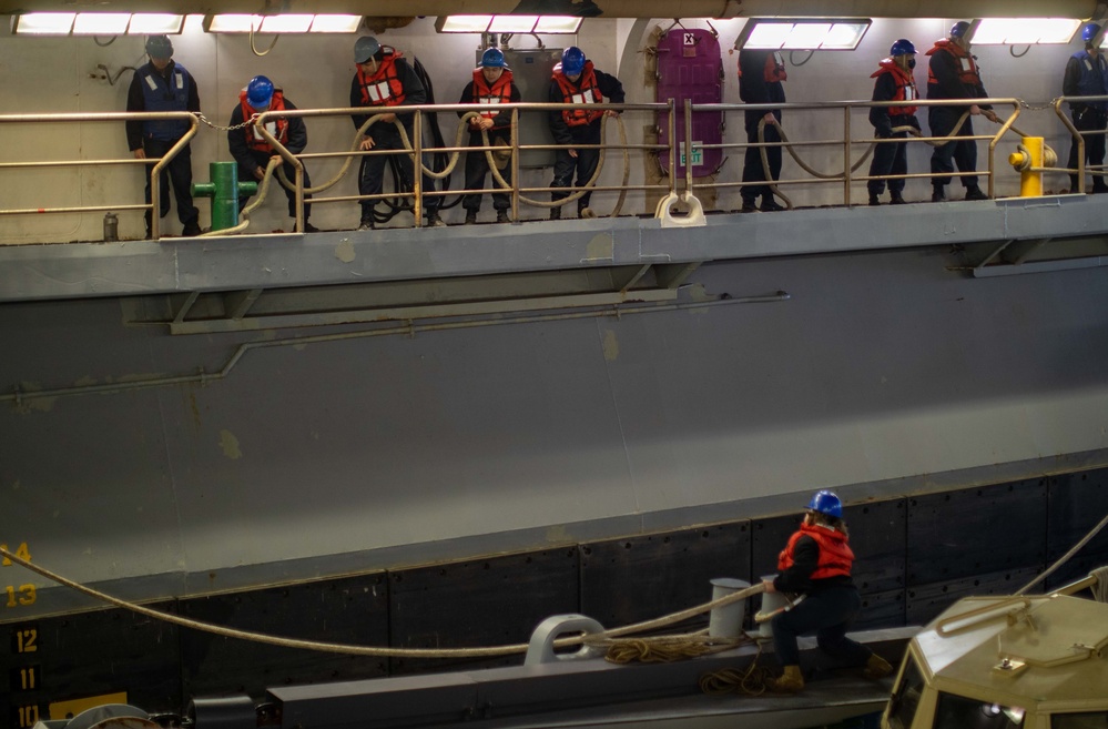 USS BATAAN SAILORS CONDUCT WELL DECK OPERATIONS