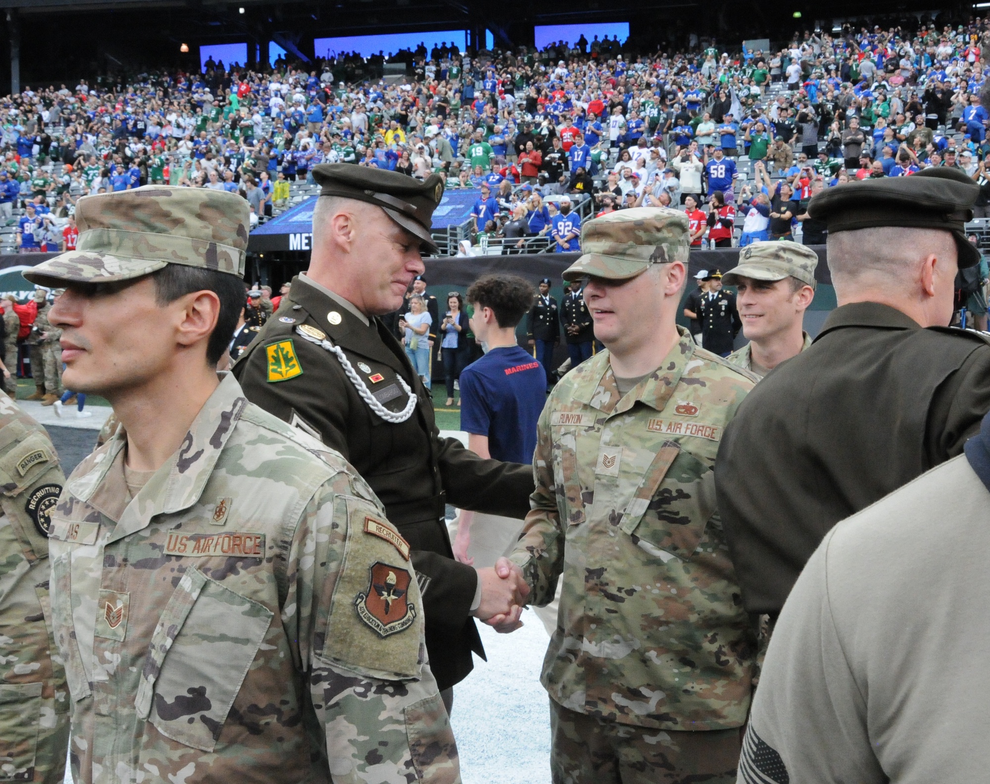 DVIDS - News - New York Army National Guard attend The Jet's Salute to  Service