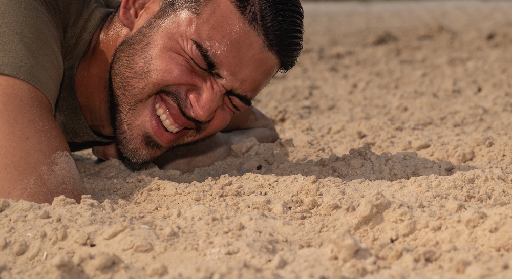Military, Civilian officers compete in Defenders Challenge