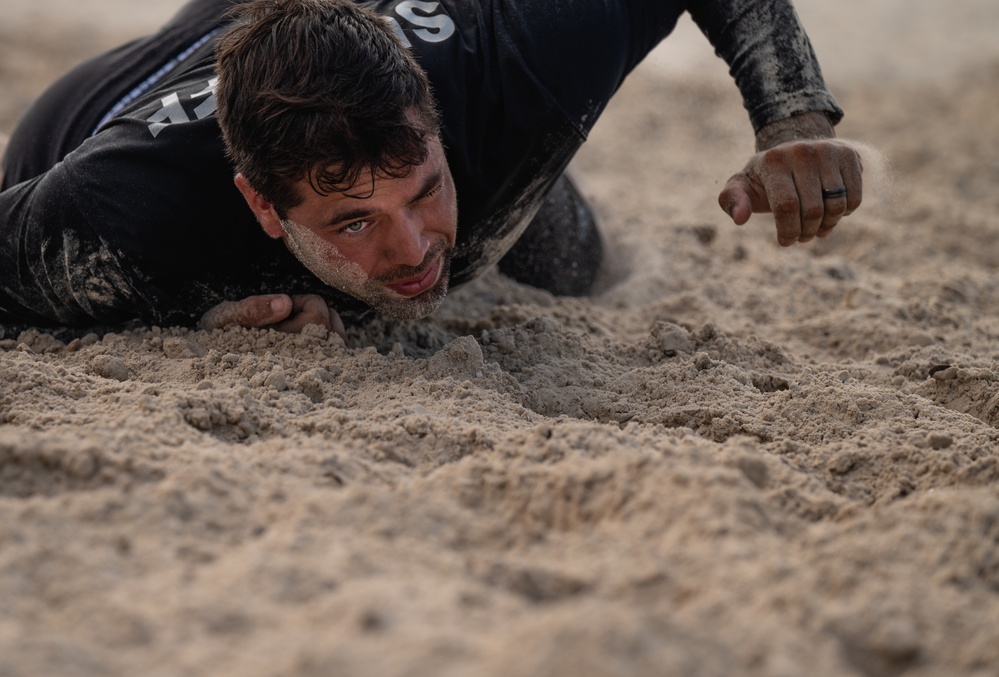 Military, Civilian officers compete in Defenders Challenge