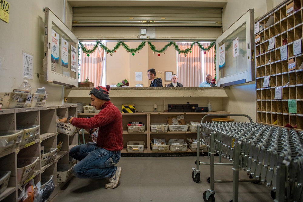 Yokota postal operations ramp up for the holidays