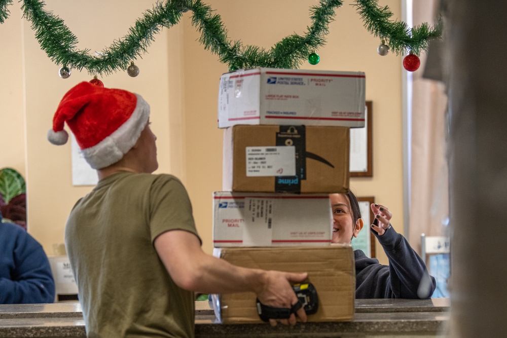 Yokota postal operations ramp up for the holidays
