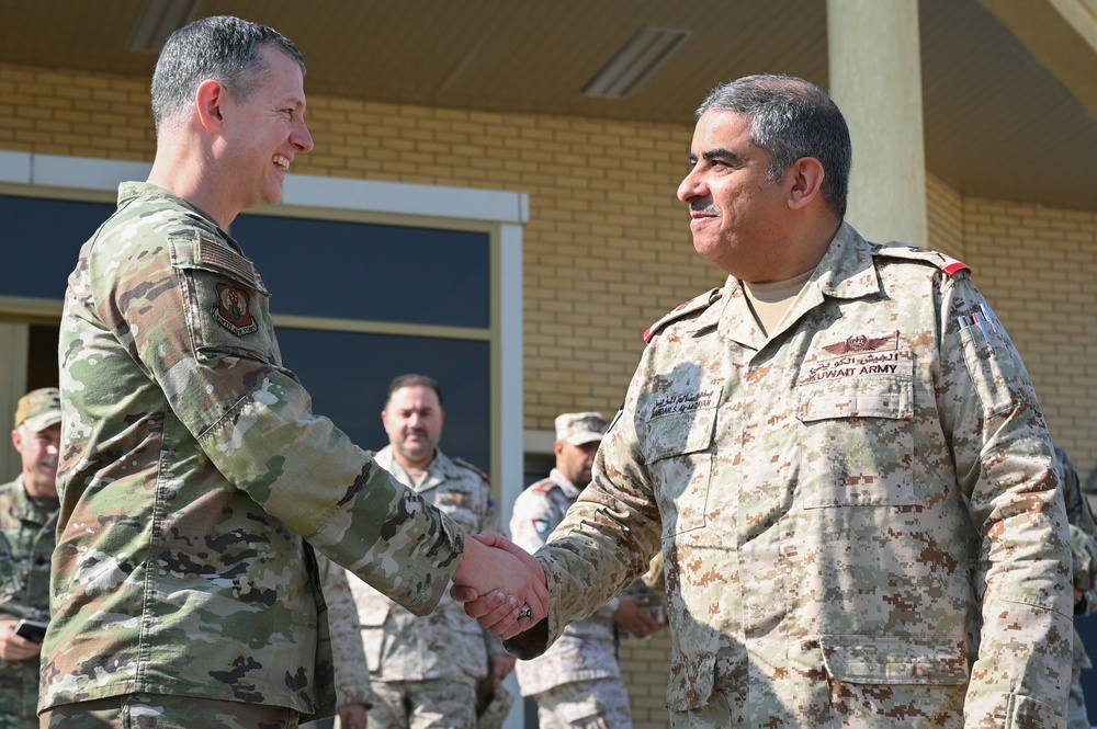 AFCENT Commander Visits Kuwait