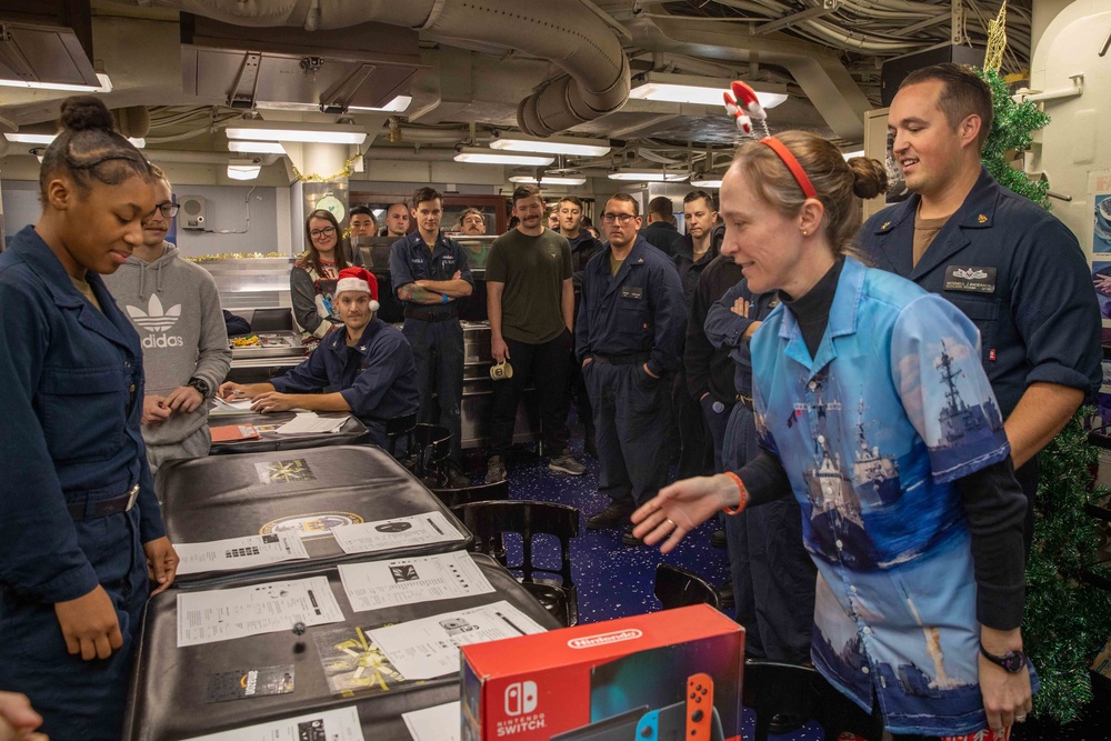 USS Nitze (DDG 94) Daily Operations