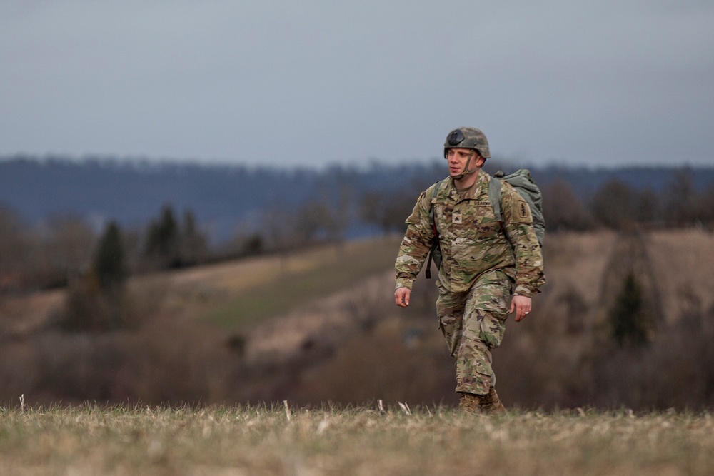 10th SFG(A) Performs Airborne Jump