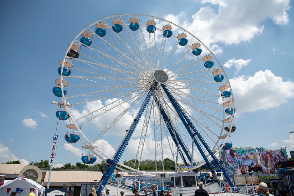 American and German counterparts celebrate friendship