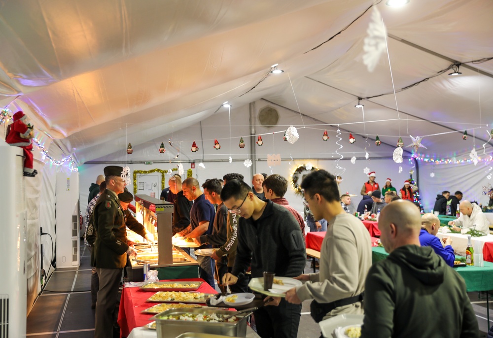 1 ID Brings Christmas to Poland 1 ID Brings Christmas to Poland