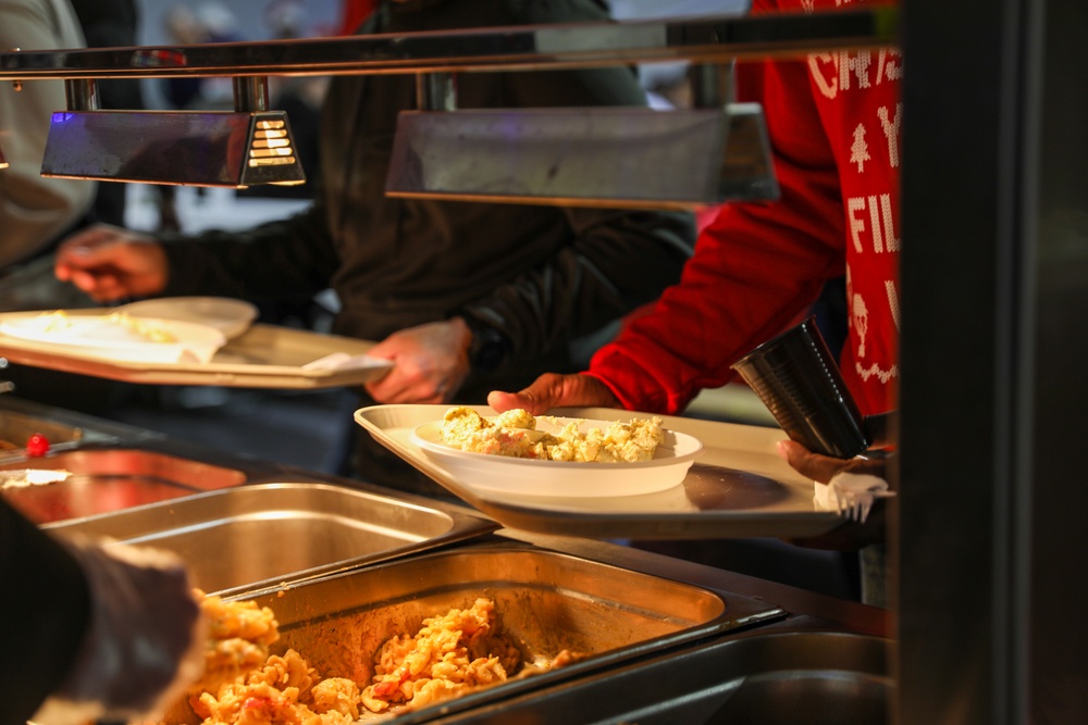 1 ID Brings Christmas to Poland 1 ID Brings Christmas to Poland