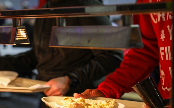 1 ID Brings Christmas to Poland