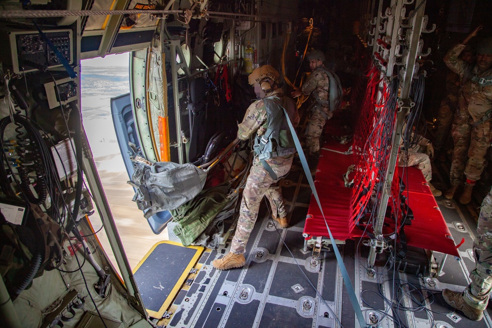 10th SFG(A) Performs Airborne Jumps