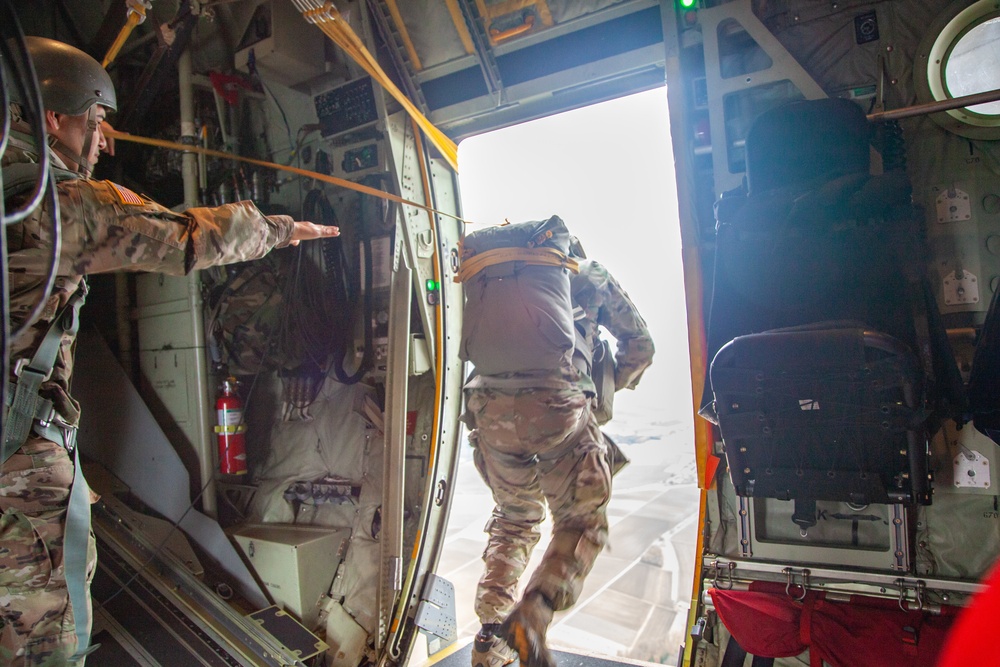 10th SFG(A) Performs Airborne Jumps