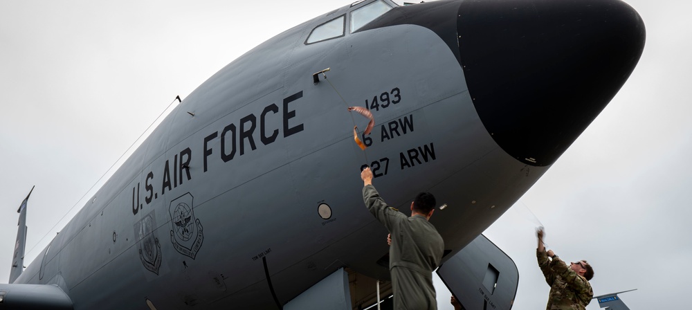 91st Air Refueling Squadron provides aerial support to Charleston C-17