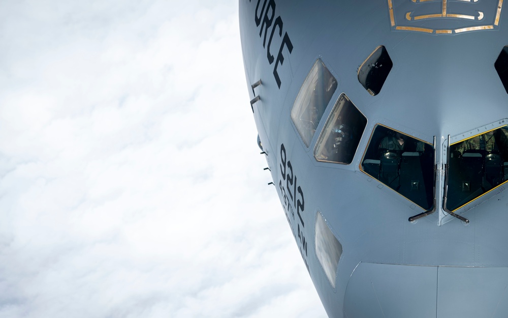 91st Air Refueling Squadron provides aerial support to Charleston C-17