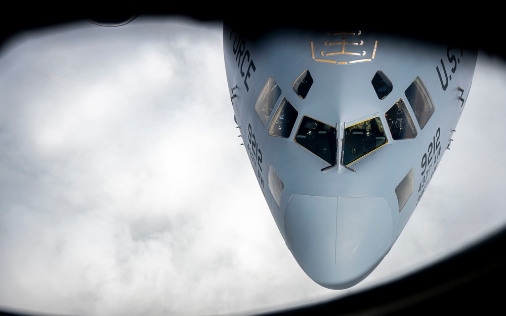 91st Air Refueling Squadron provides aerial support to Charleston C-17