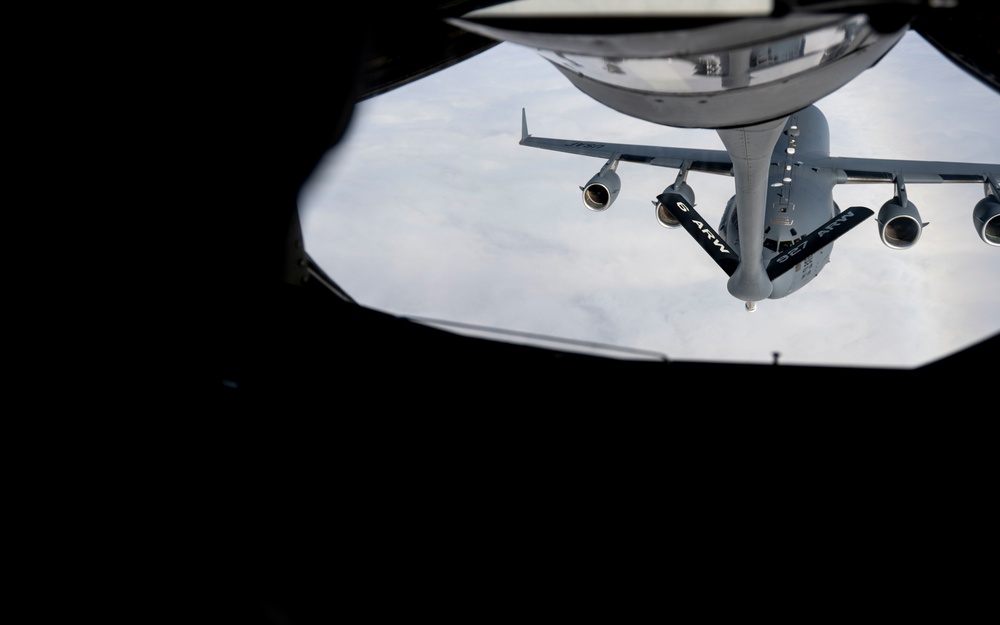 91st Air Refueling Squadron provides aerial support to Charleston C-17