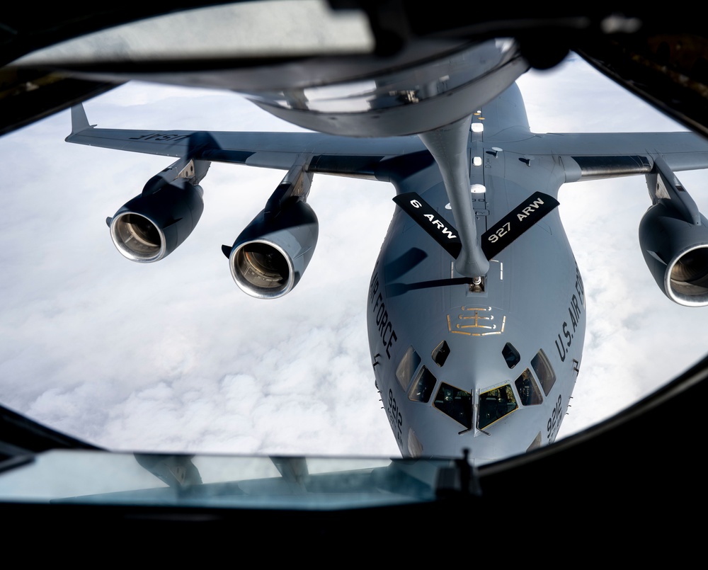 91st Air Refueling Squadron provides aerial support to Charleston C-17