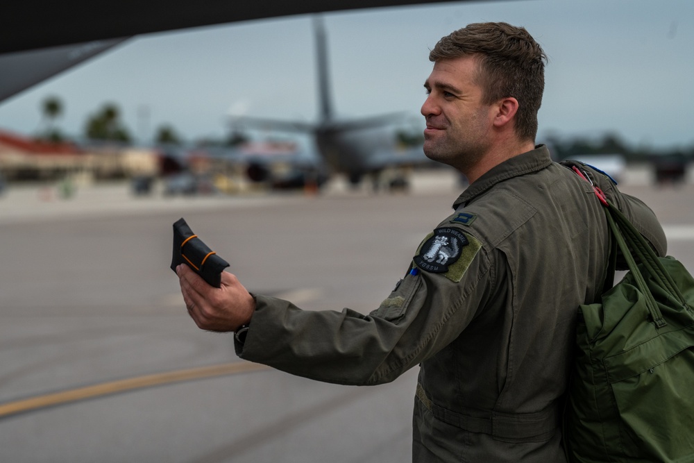 MacDill welcomes F-35 fighters from Eglin